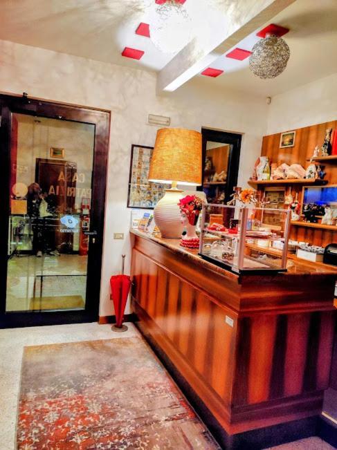 Casapatrizia B&B ซีร์มิโอเน ภายนอก รูปภาพ